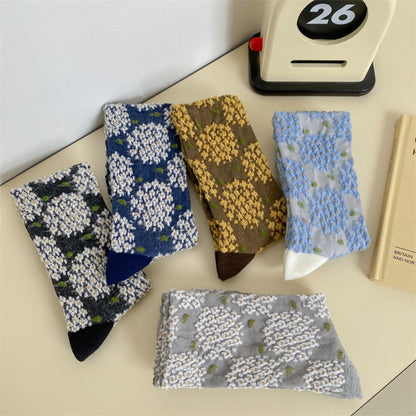 Rufia - Court-Style Embossed Floral Mid-Calf Socks