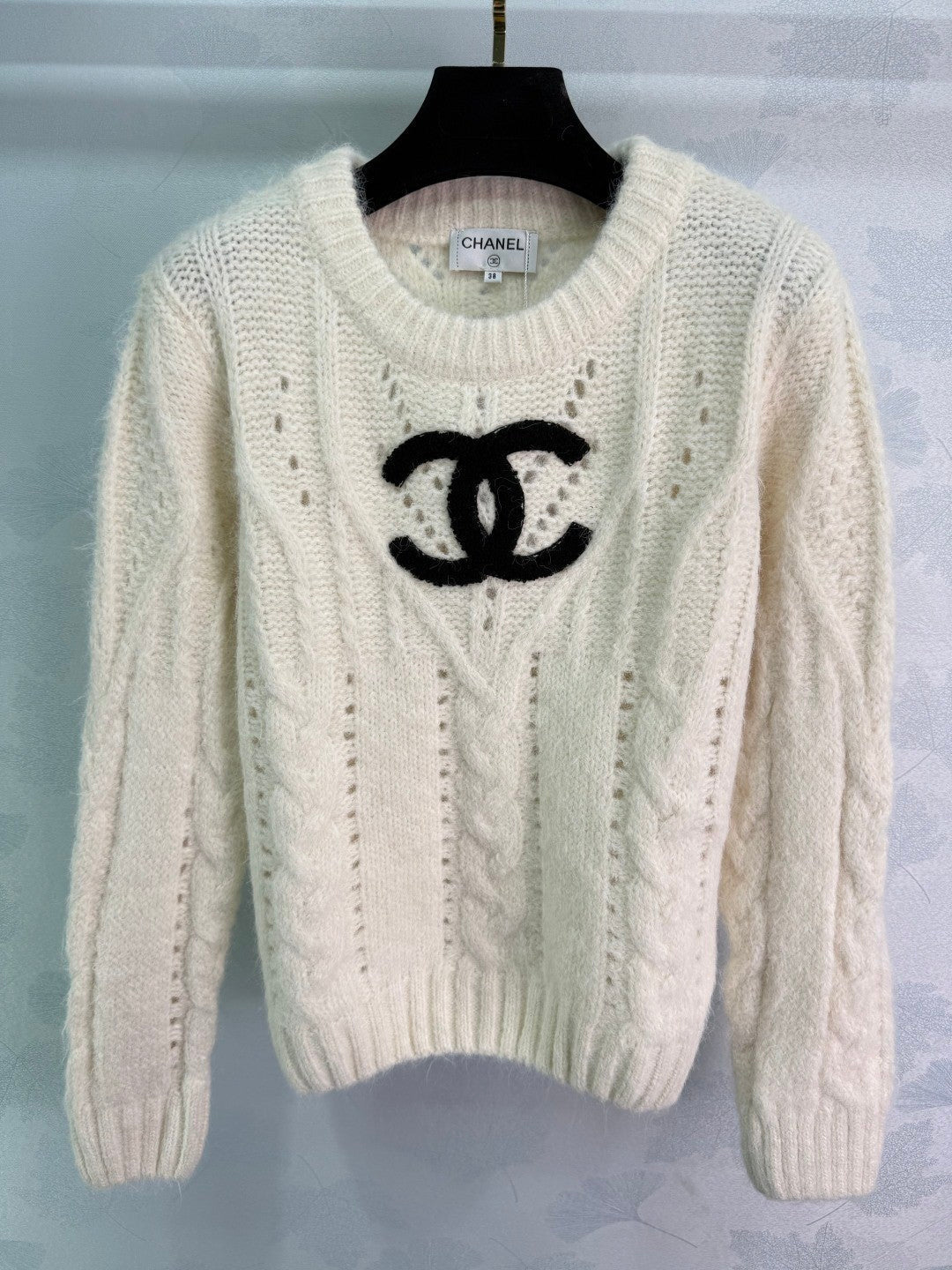Chanel 25 Sweater Light Gray and Cream Wool 308087