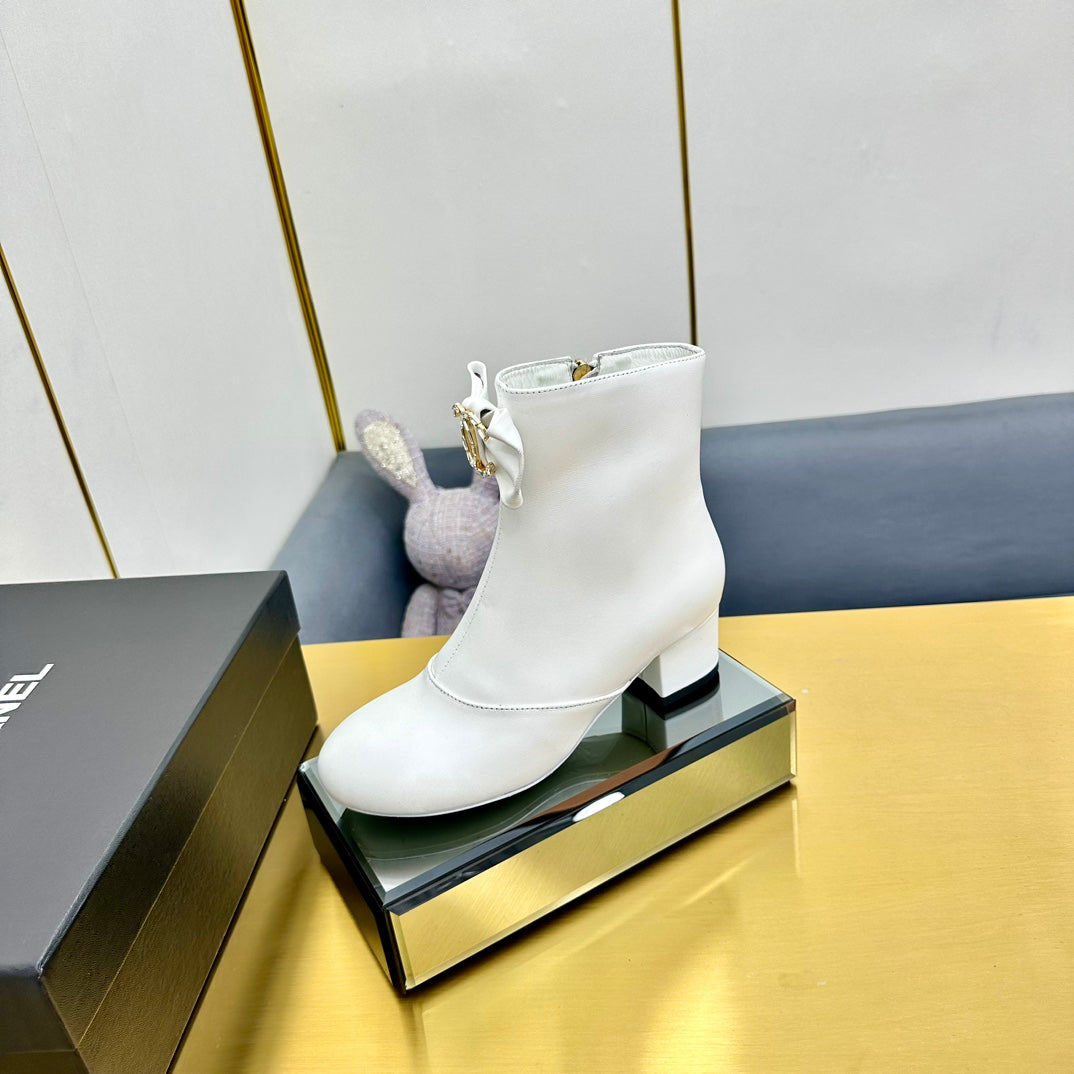 CC Bow-Adorned Rhinestone Boots White Cowhide 564596