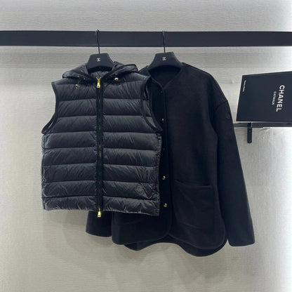 MONCLER 25S JACKET IN BLACK 307609