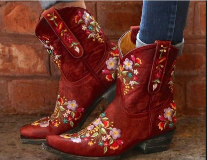 Plus Size Embroidered Pointed Toe Women'S Martin Boots