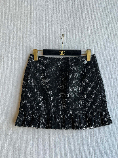 CC 25 Sequined Skirt In Black Tweed 277170