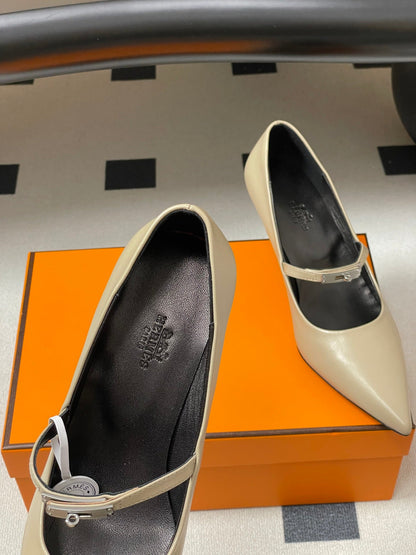 HM 26 Majeste 60 Pump Beige in Calfskin 593829