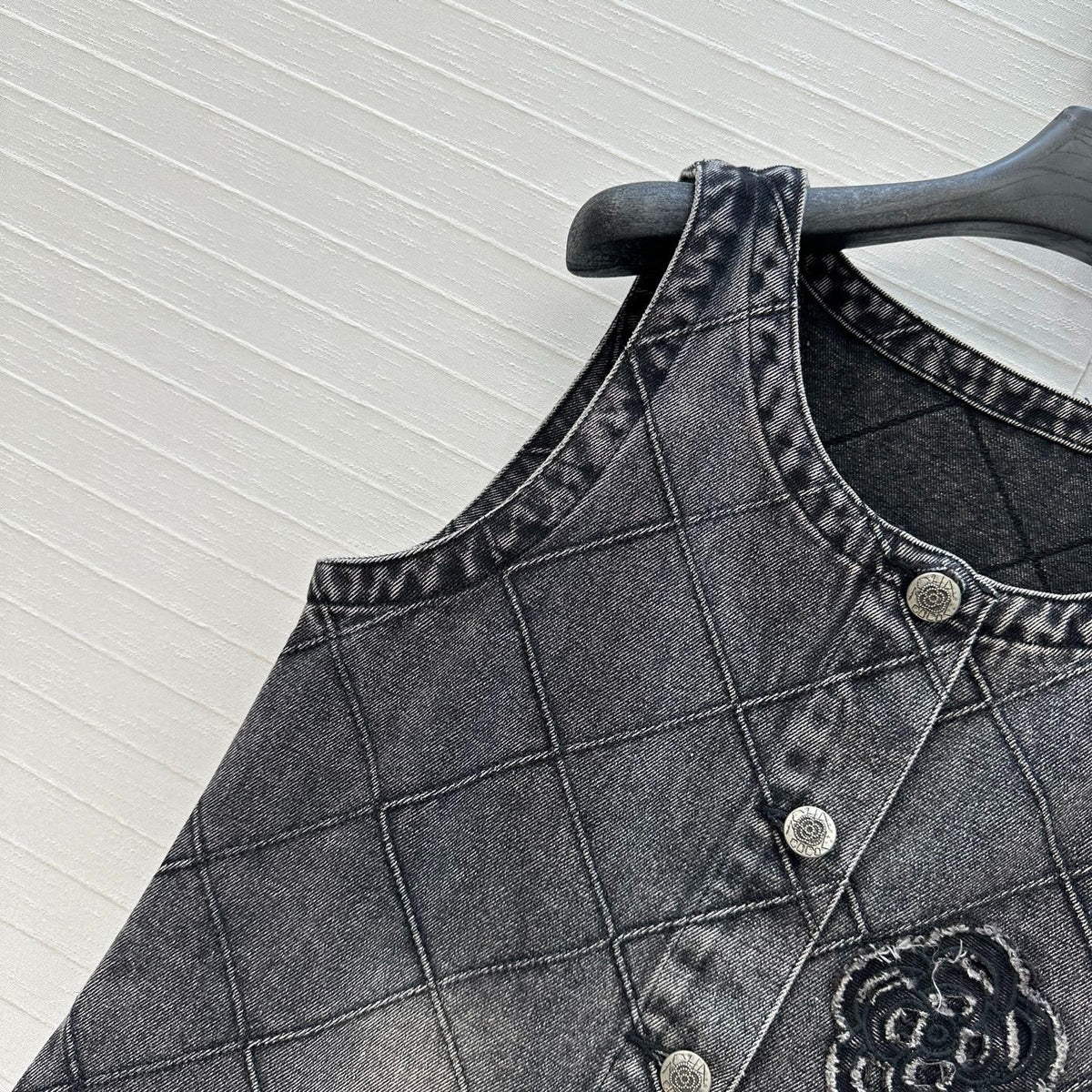 CHANEL DENIM VEST DRESS WITH DIAMOND PATTERN 276108