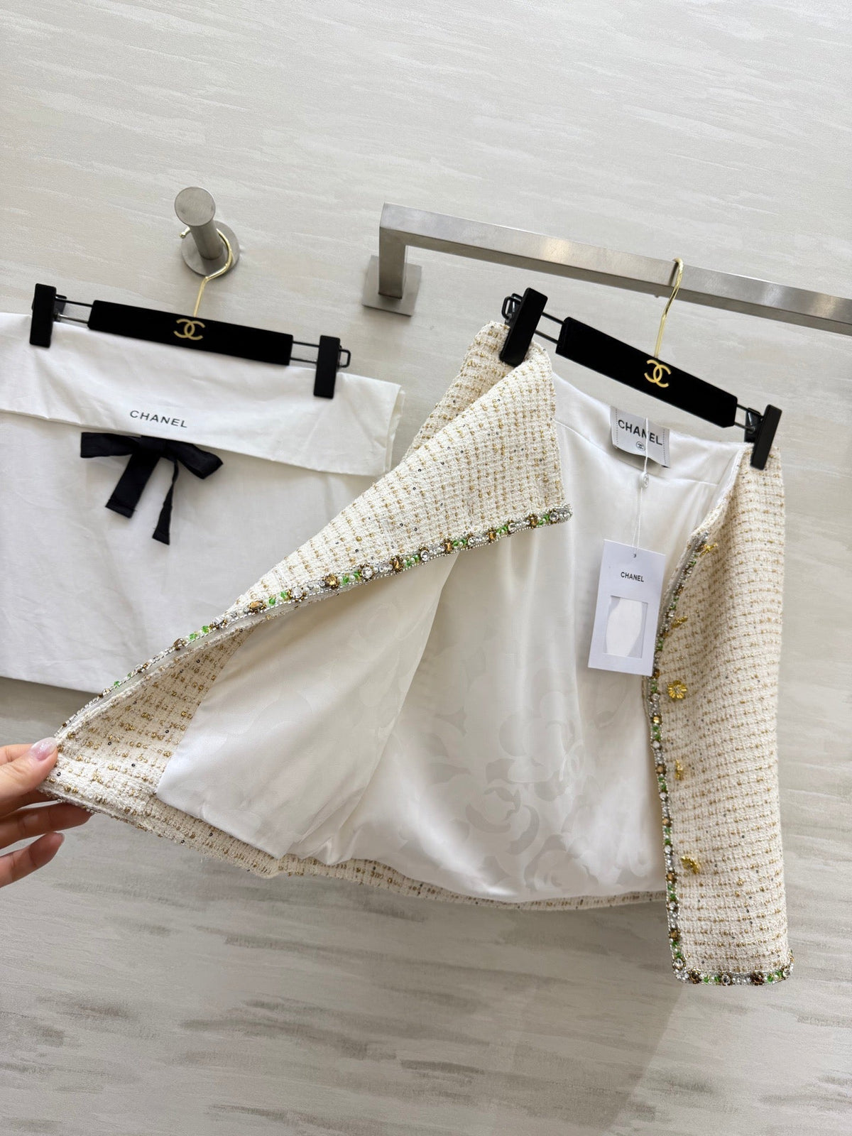 CC 26s Midi Skirt White Gold Tweed