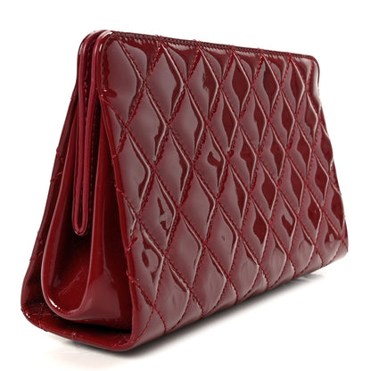 Patent CC Quilted Timeless Clutch Red