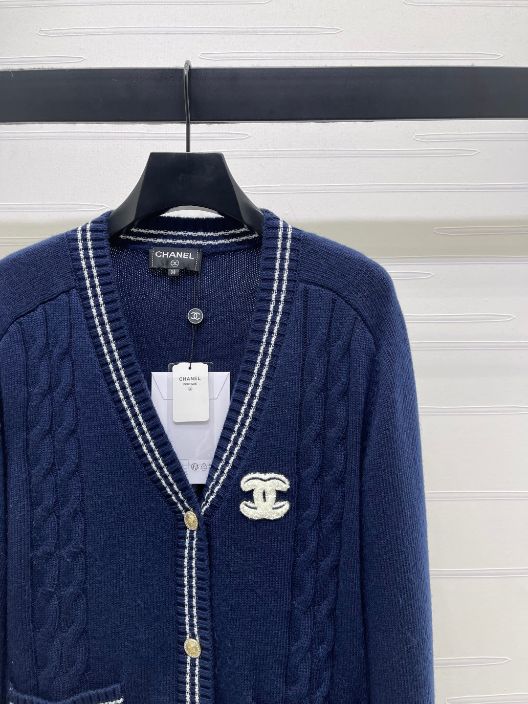 CHANEL 26 PREPPY CABLE KNIT DARK BLUE CARDIGAN 335374