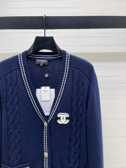 CHANEL 26 PREPPY CABLE KNIT DARK BLUE CARDIGAN 335374