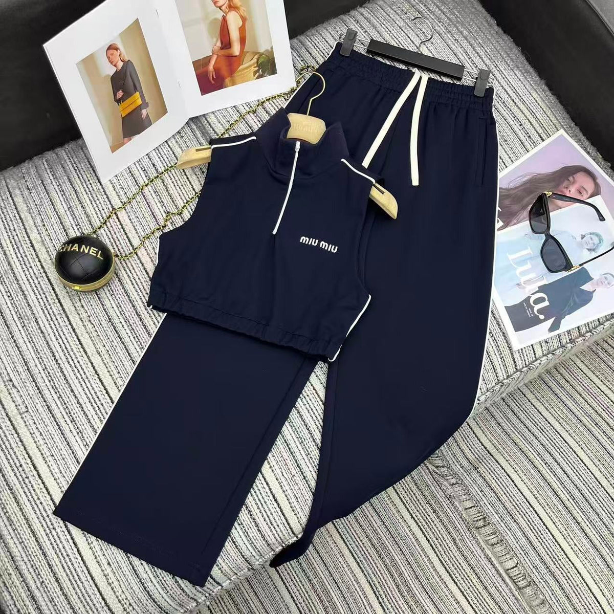 Miu Miu 2026 Short-sleeved Sweatshirt and Waist Pants Set Polyester