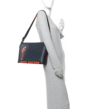 Damier Cobalt Race Discovery Messenger