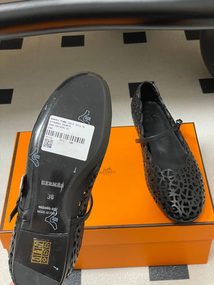 HM 26S Meli Ballet Flats Black in Cowhide 593801