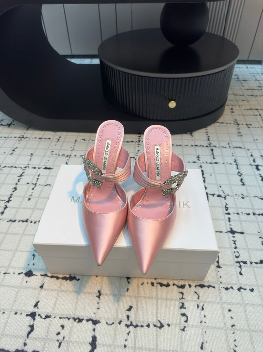 Manolo Satin Maidugura Mules 90mm Pink Satin