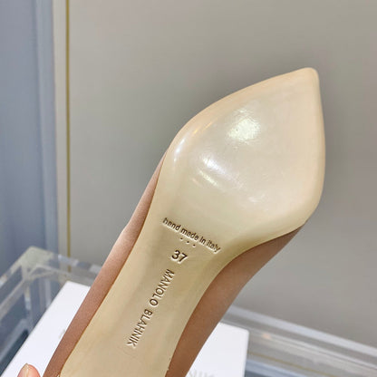 Manolo Women's Nadira Pumps 70 Beige Satin