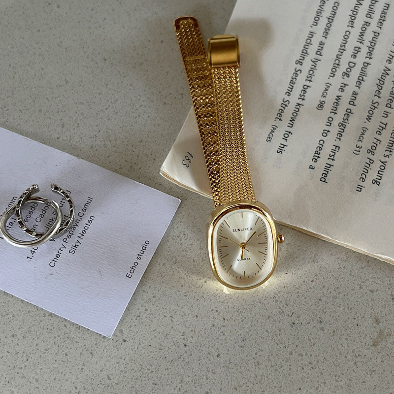 Retro Oval Dial Gold Stainless Steel Watch