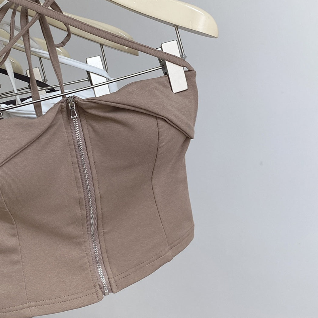 Vesty - Halter Neck Zip-Up Sleeveless Top