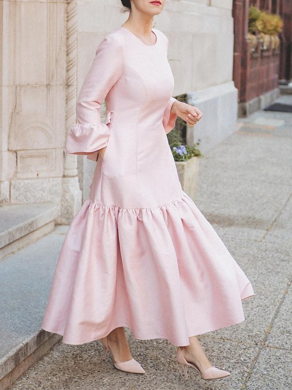 A-Line Long Sleeves Pleated Solid Color Split-Joint Tied Waist Round-Neck Maxi Dresses