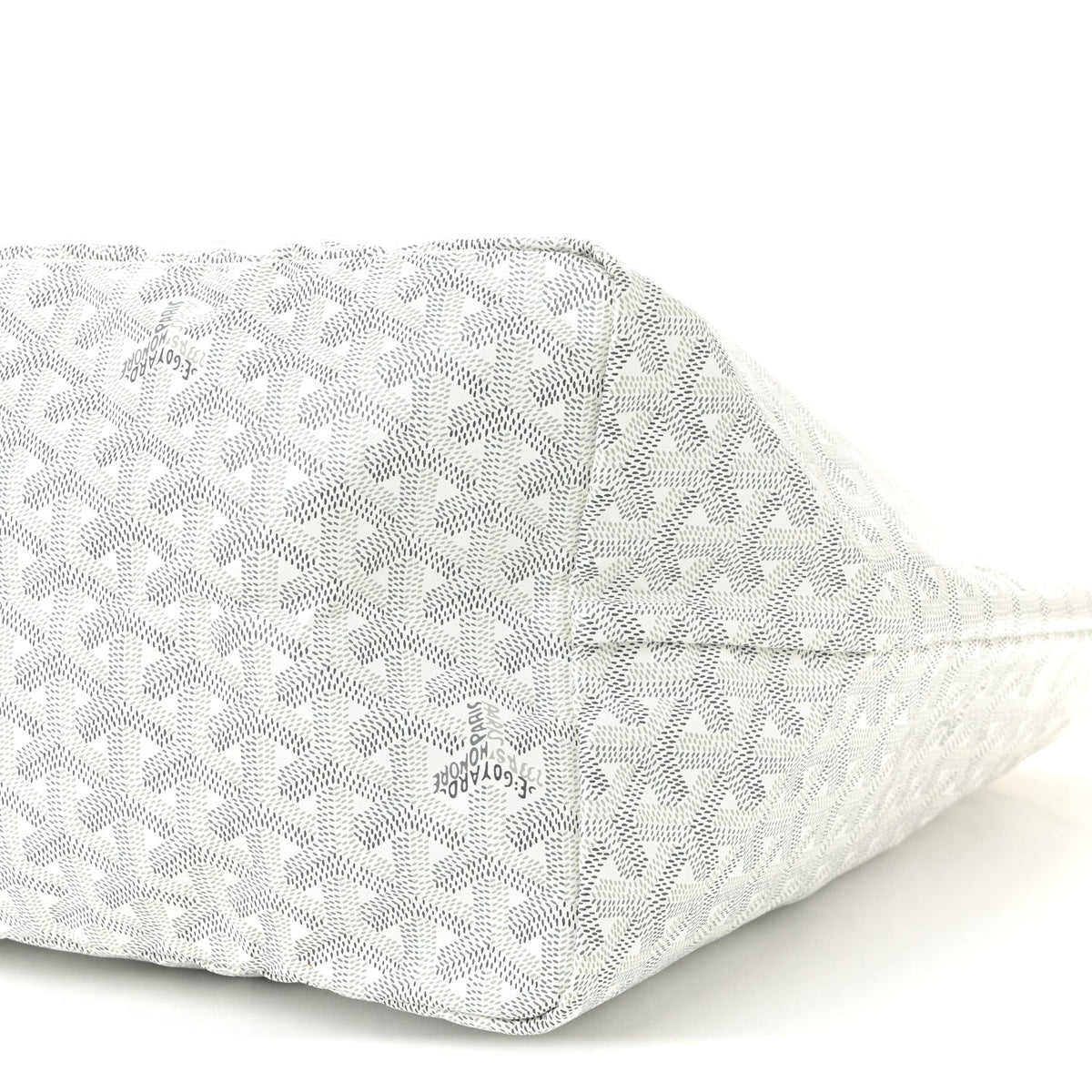 Goyardine Saint Louis GM White