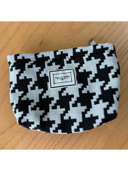 Cosbai - Cosmetic Bag with Classic Plaid Patterns