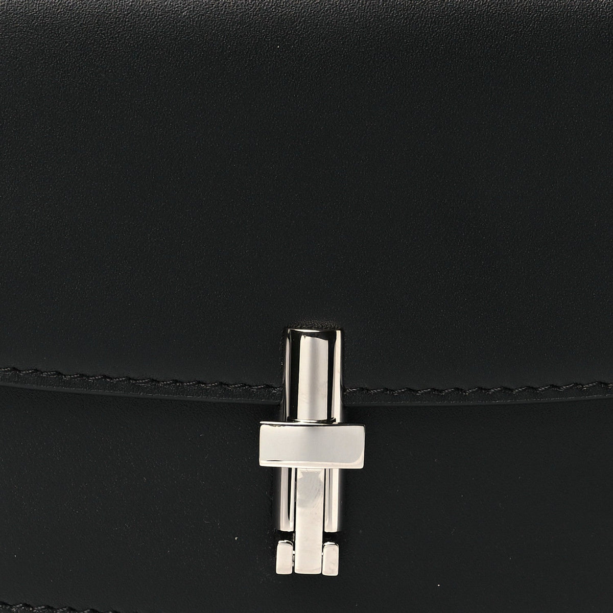 Smooth Calfskin The Sofia E/W Crossbody Black