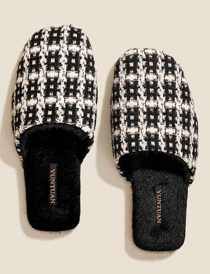 Elegant Color Block Plaid Plush Indoor Slippers