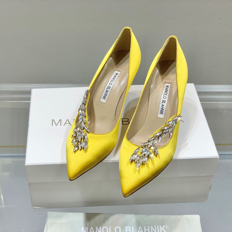 Manolo Women's Nadira Pumps 70 Yellow Satin
