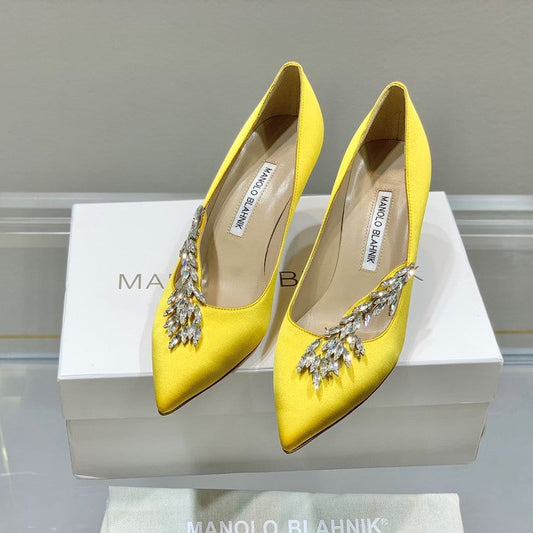 Manolo Women's Nadira Pumps 70 Yellow Satin