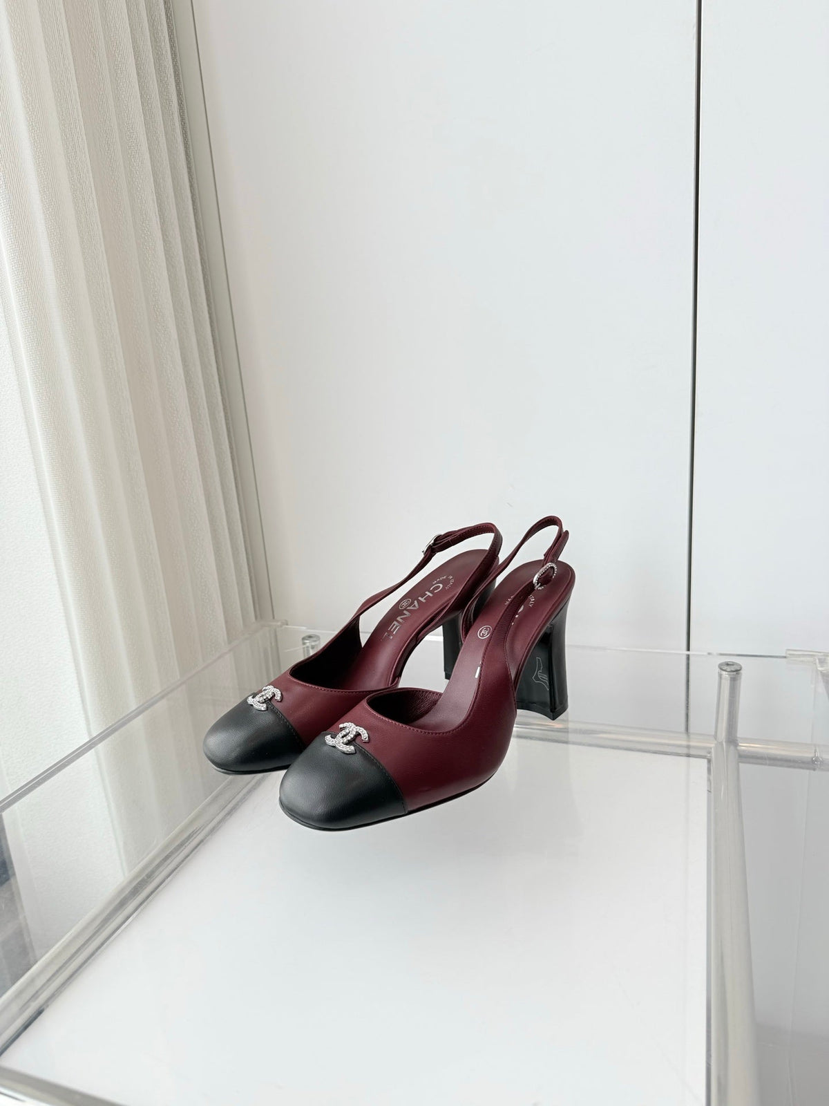 Chanel 26 High Heels Burgundy Black 90 in Lambskin 597386