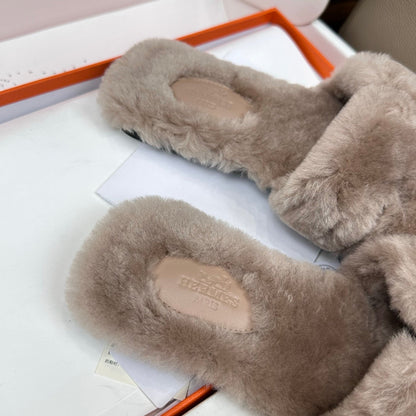 HM Oran Sandal Gray Wool Velvet 598196