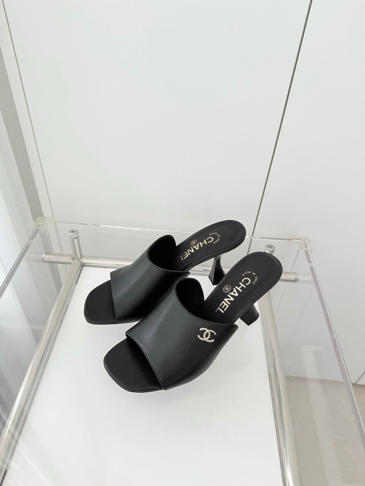 Chanel 26 Sandal 90 Black in Lambskin 597366
