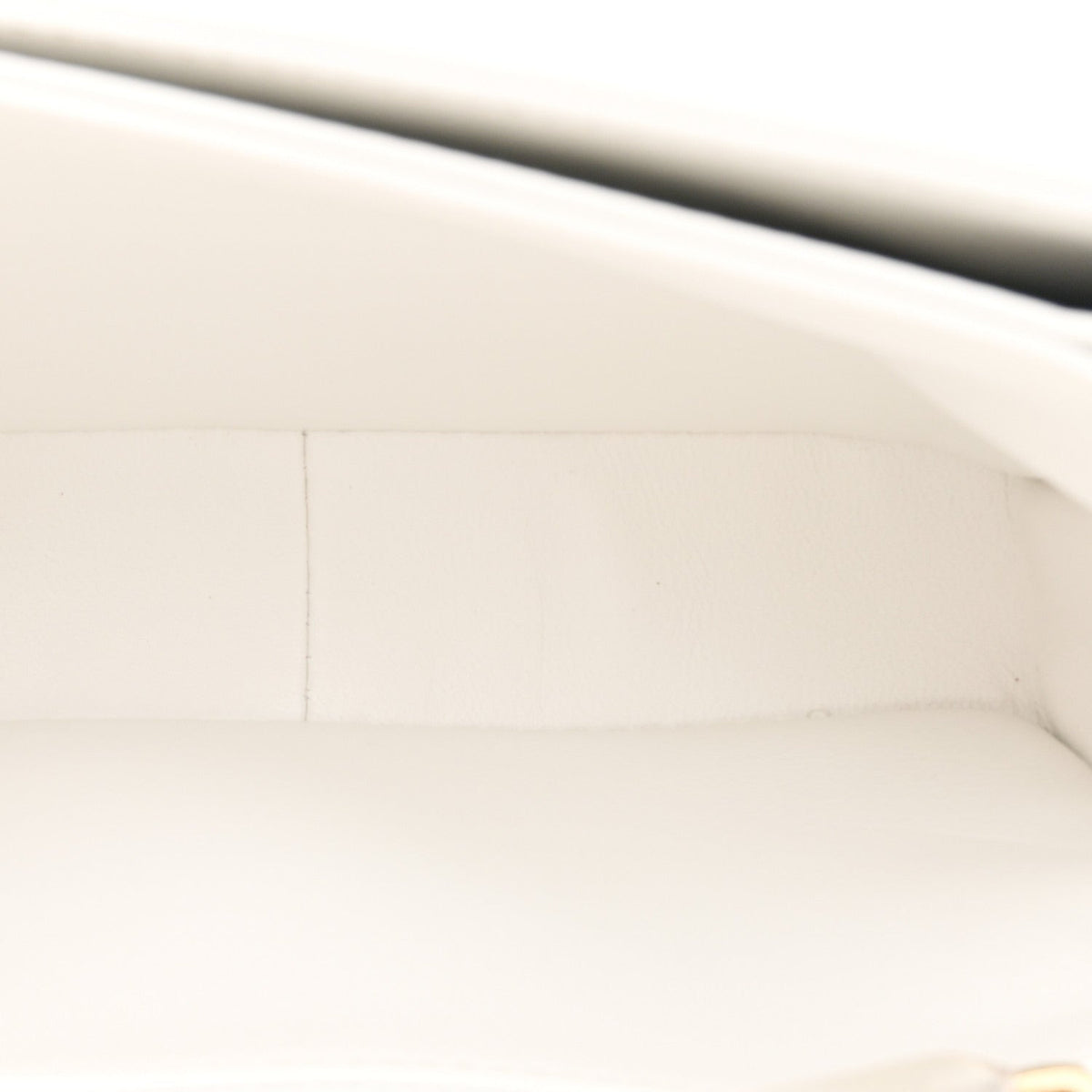 Shiny Calfskin Teen Triomphe White