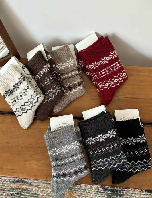 Vintage Snowflake Print Thicken Warm Crew Socks