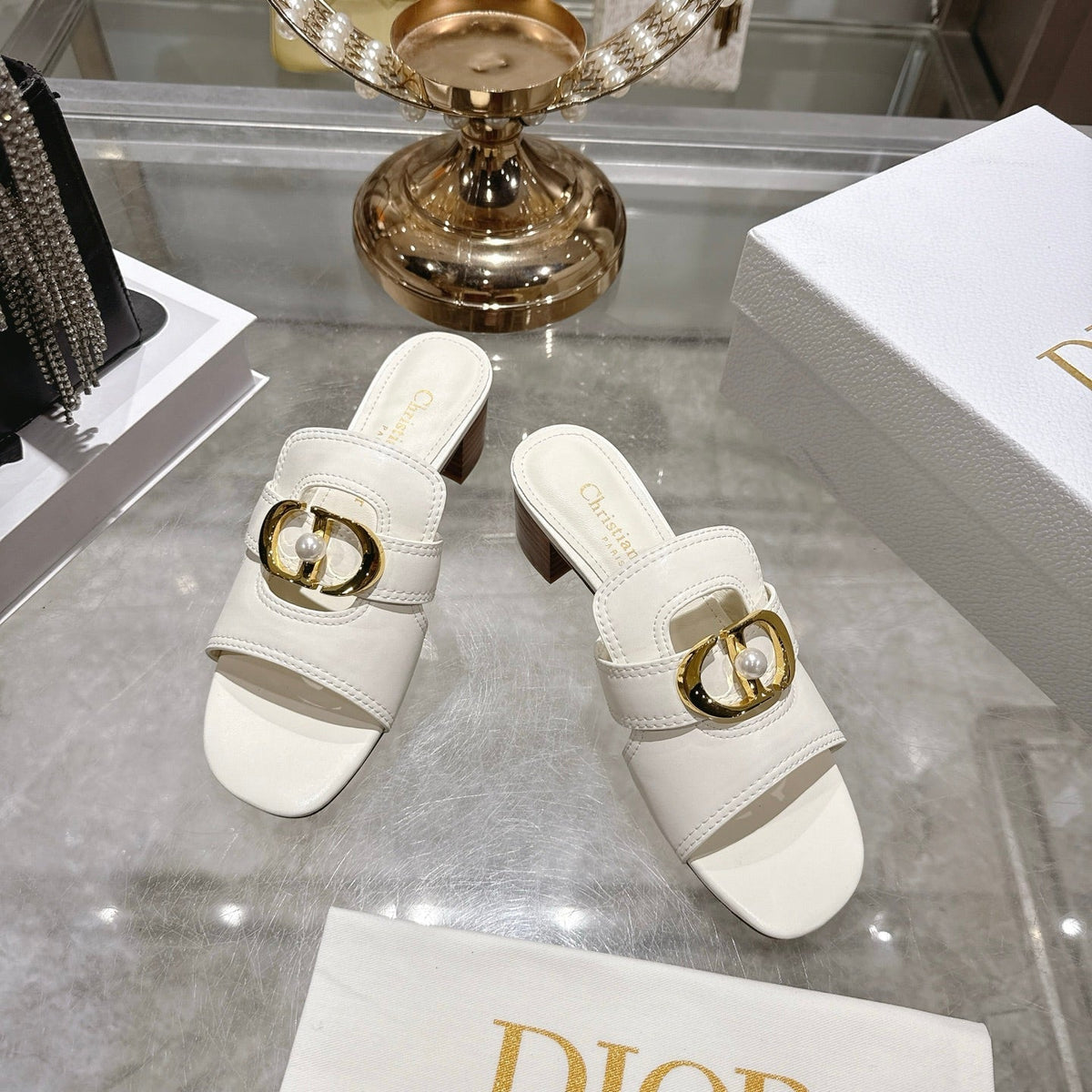 CD 26 Chunky Heel Sandals 35mm White Leather 592267