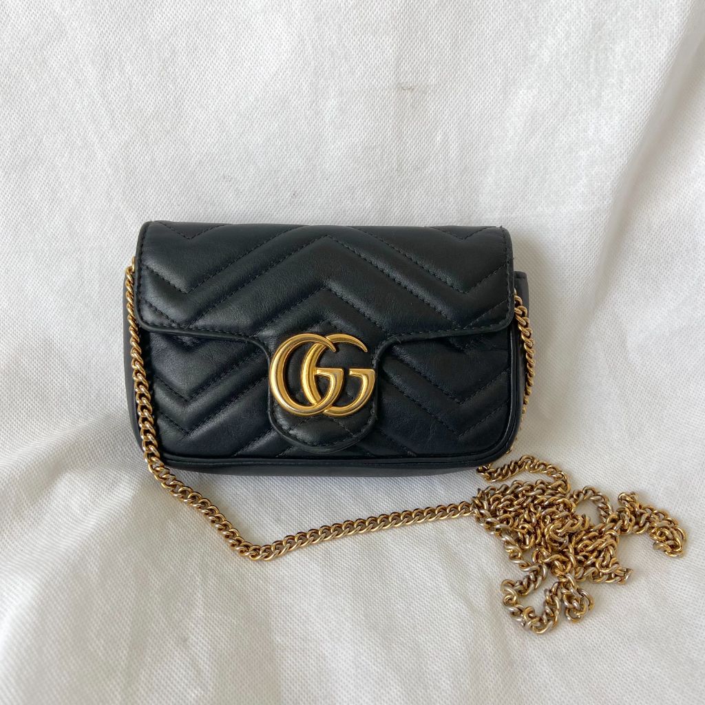 Gucci GG Marmont super mini bag