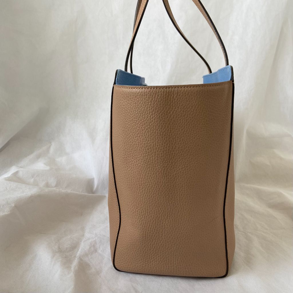 Gucci Tan and Blue Leather Swing Tote Bag