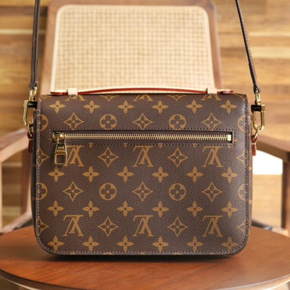 L V Pochette Metis handbag M44875