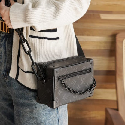 L V Mini soft trunk M44735