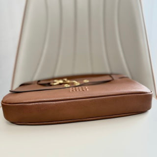 MiuMiu Aventure 25ss shoulder bag 33cm leather