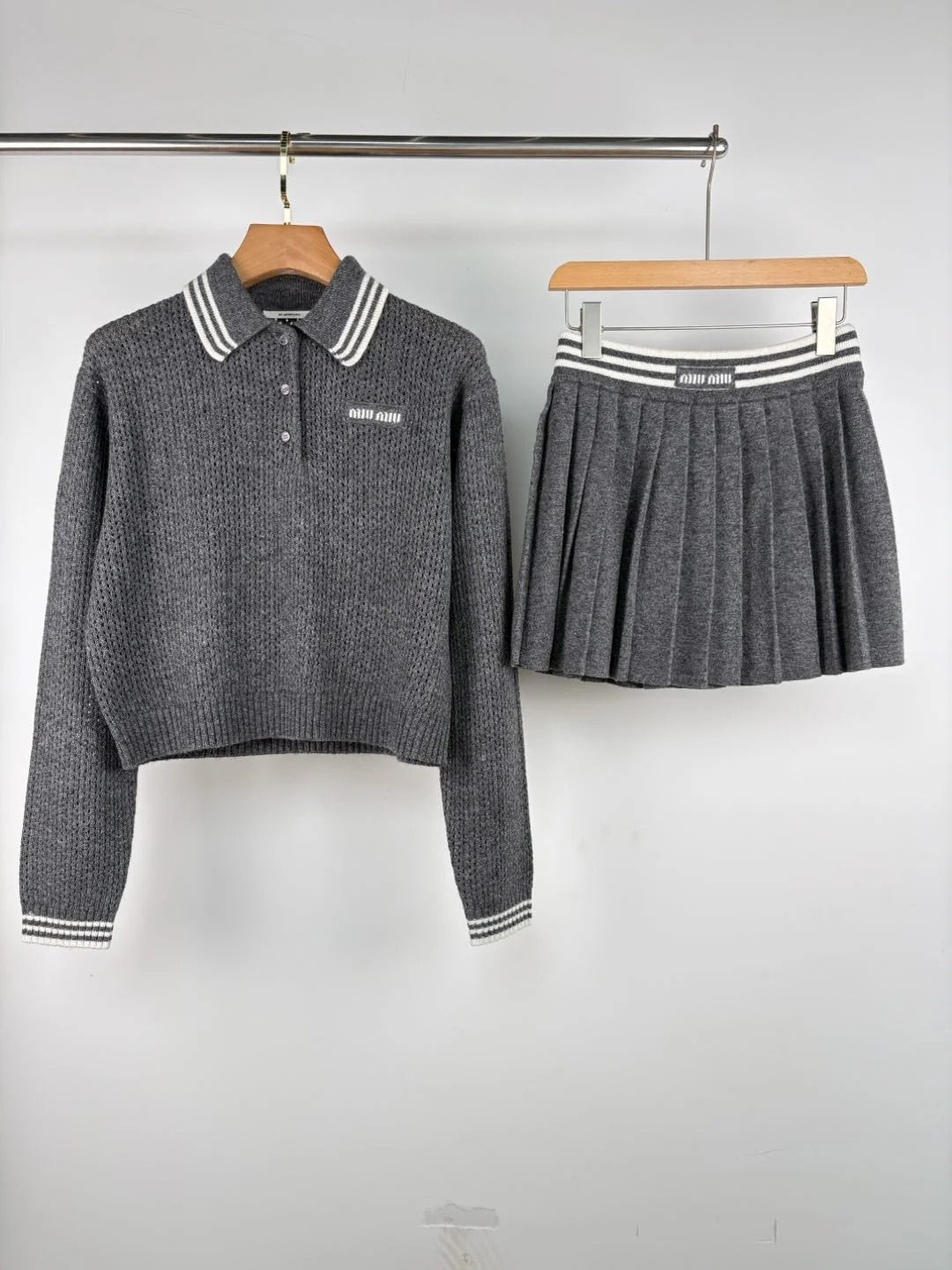 MIUMIU TOP AND SKIRT SET STYLE 373