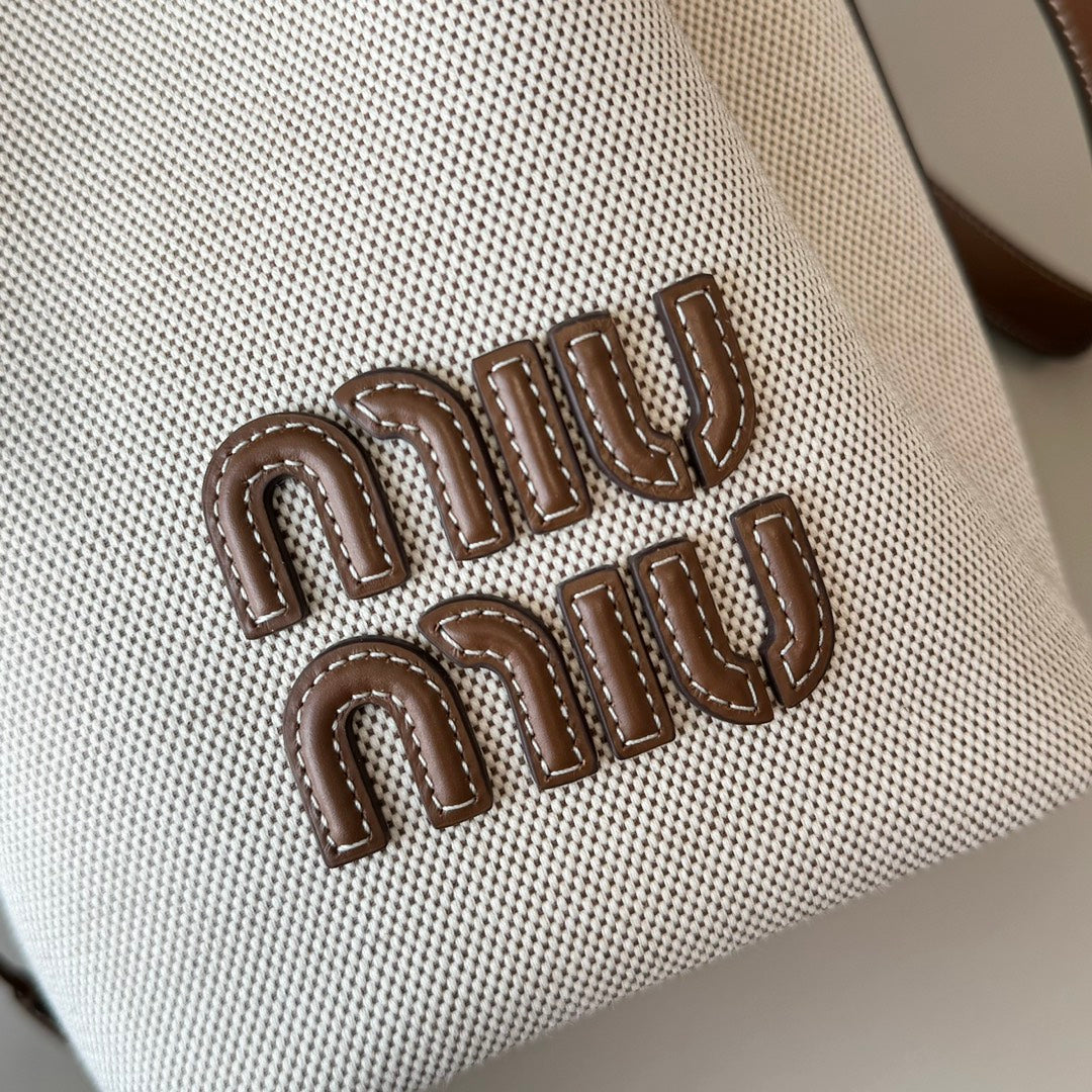 MiuMiu bucket bag 22.5cm white brown denim