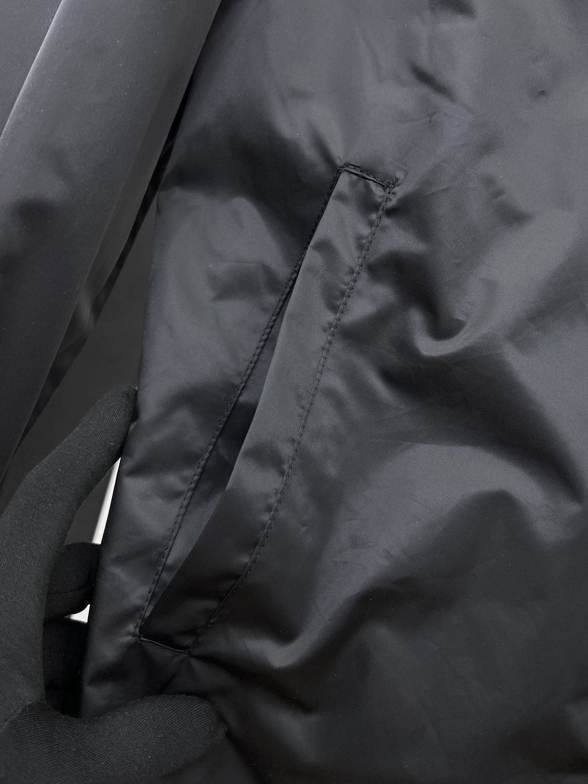 LV DOUBLE-SIDED JACKET BLACK AND BROWN 239023