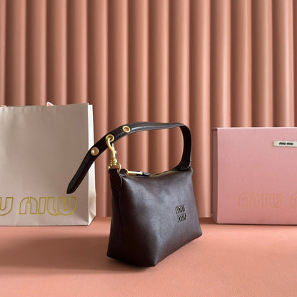 Miu Pouch 25.5cm Brown Chocolate leather