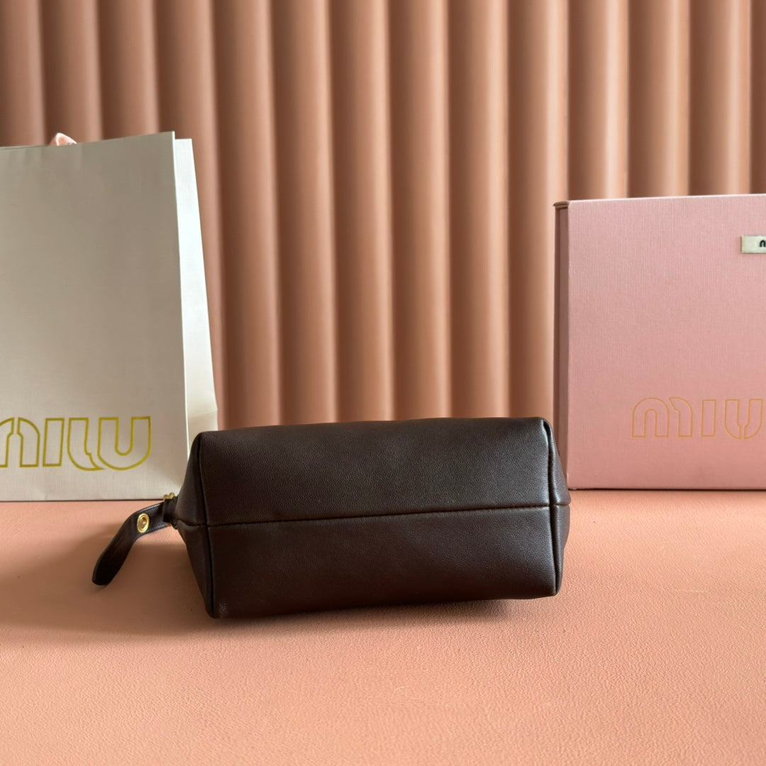 Miu Pouch 25.5cm Brown Chocolate leather