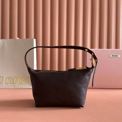 Miu Pouch 25.5cm Brown Chocolate leather