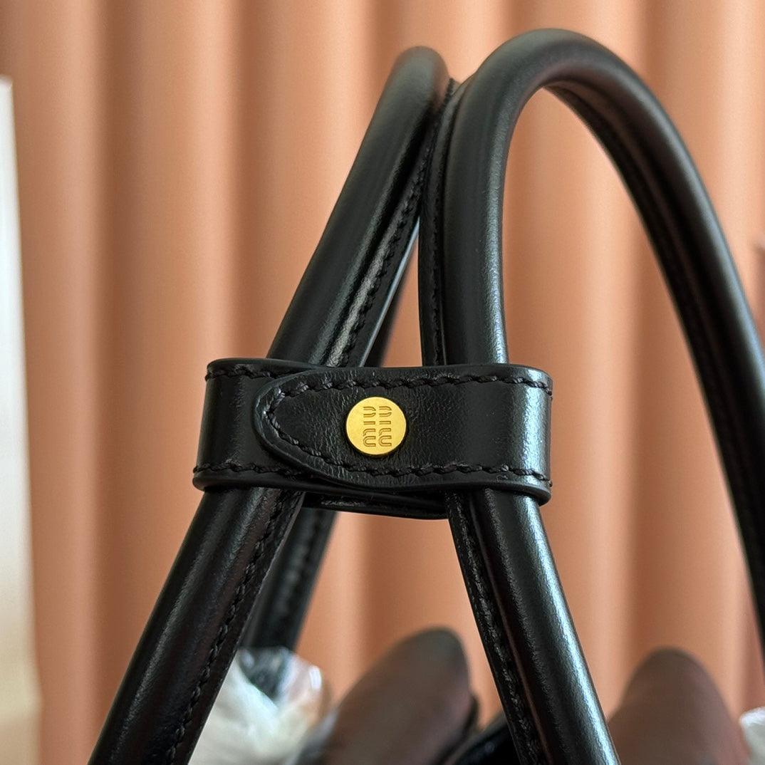 Miu Solitaire Bag 25 Black Calfskin