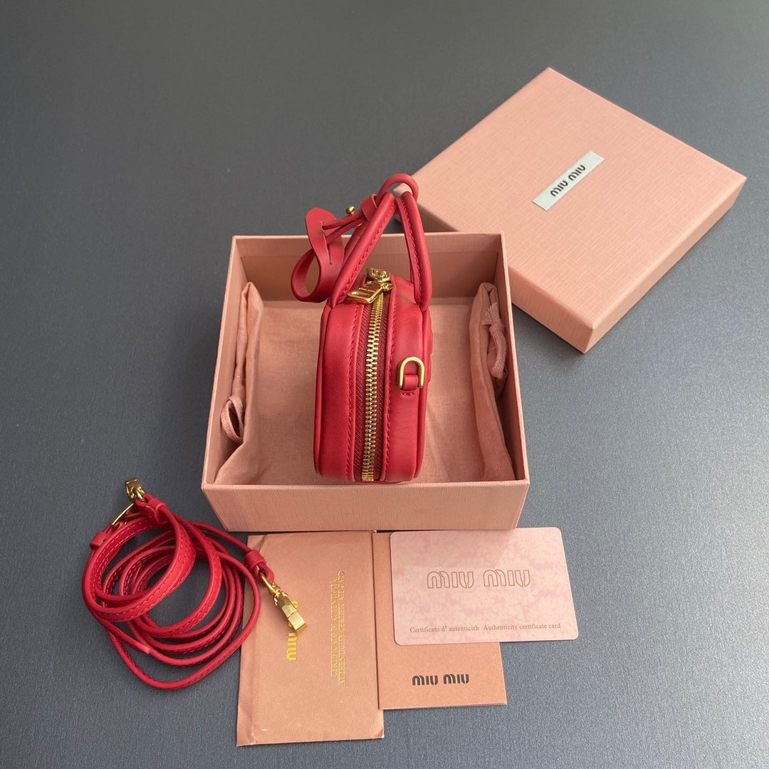 Miu 11 Red Beau Leather Micro Bag 240367
