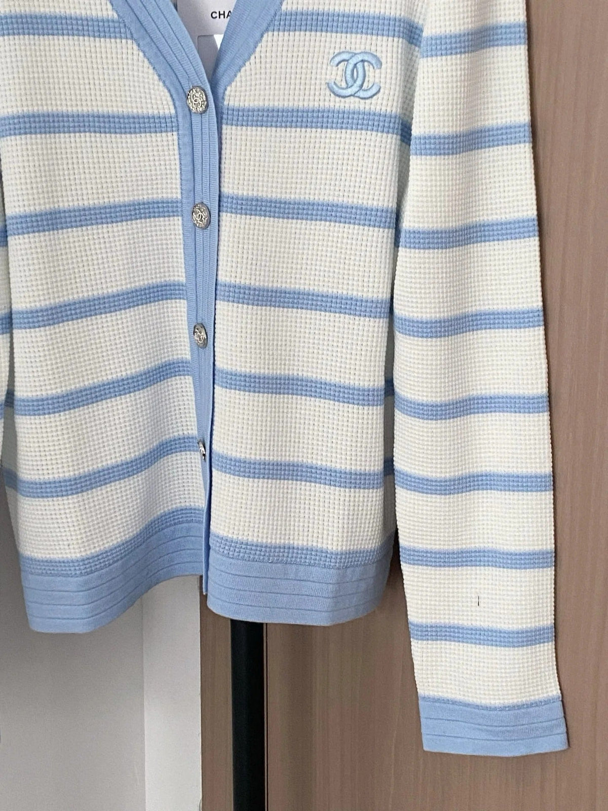 CHANEL 25S CARDIGAN STYLE 139