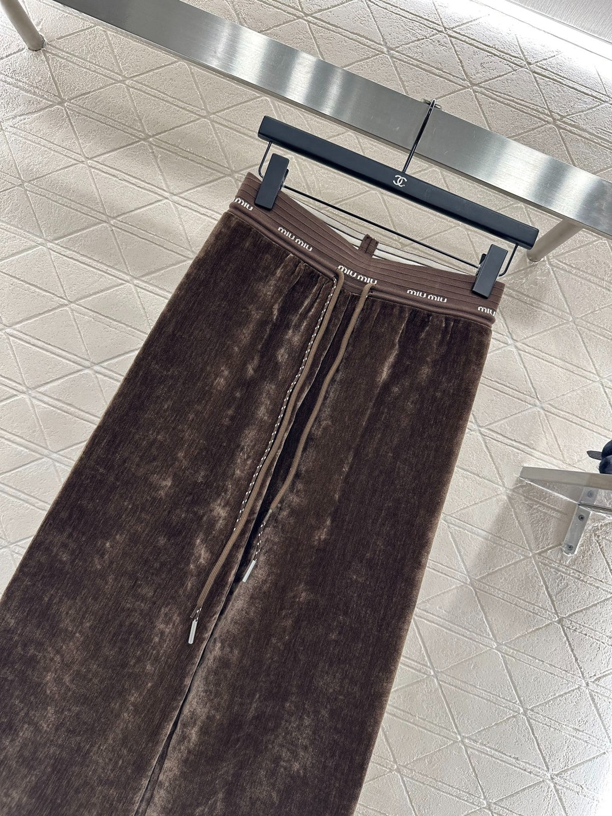 MIUMIU WIDE-LEG PANTS STYLE 119