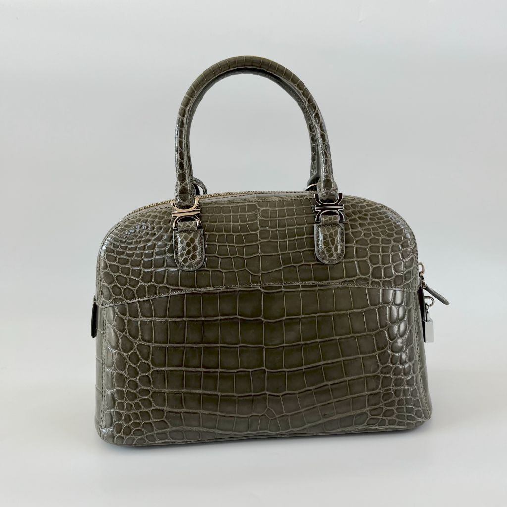 Kwanpen crocodile green pandora bag