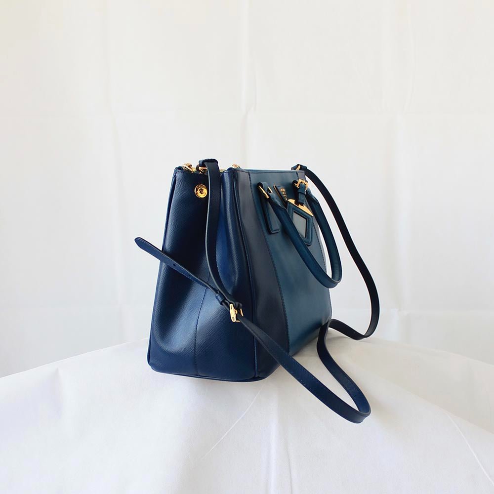 Prada Blue Bicolor Saffiano Lux Leather Medium Galleria Double Zip Tote
