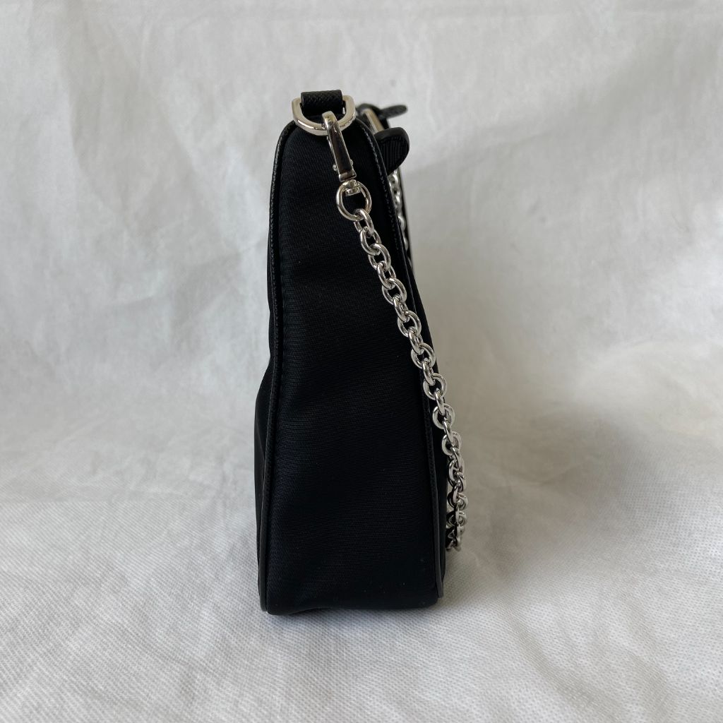 Prada Re-Edition 2005 Re-Nylon bag